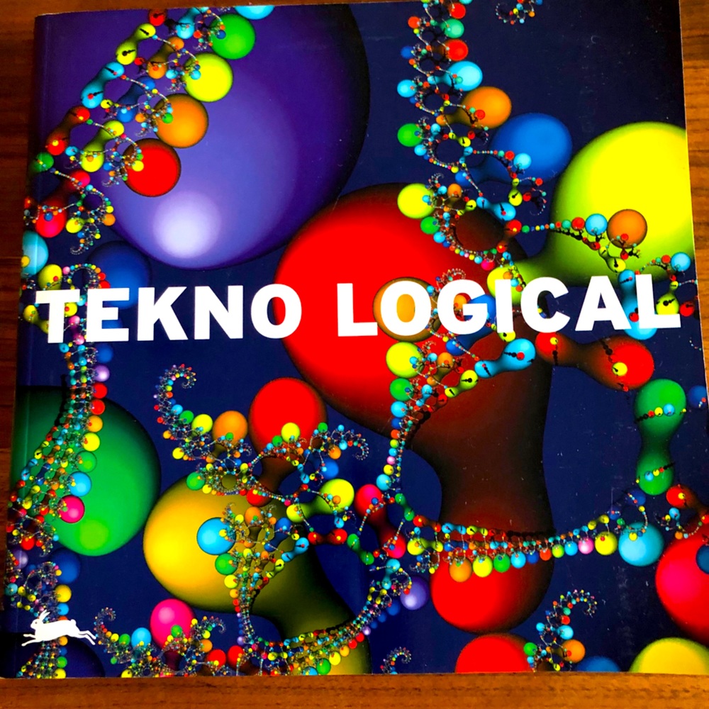Design book includes CD…
